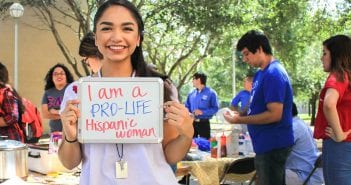 College Pro-Life groups to participate in Pro-Life Picture Day